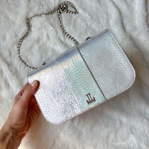 $495 NEW Loriblu Italy Leather Silver AB Reptile Finish Medium Shoulder Bag